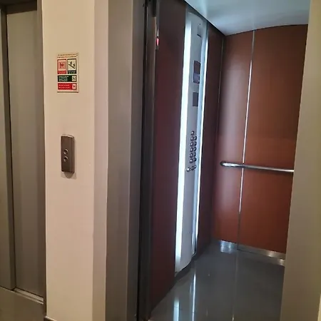 Modern Rocha Prime Flat Portimao